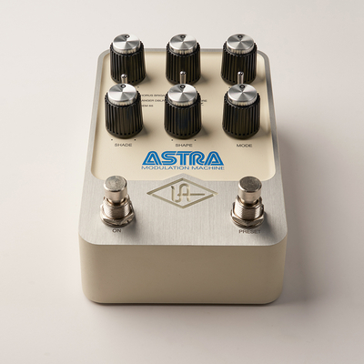 Universal Audio  Astra Modulation Pedal