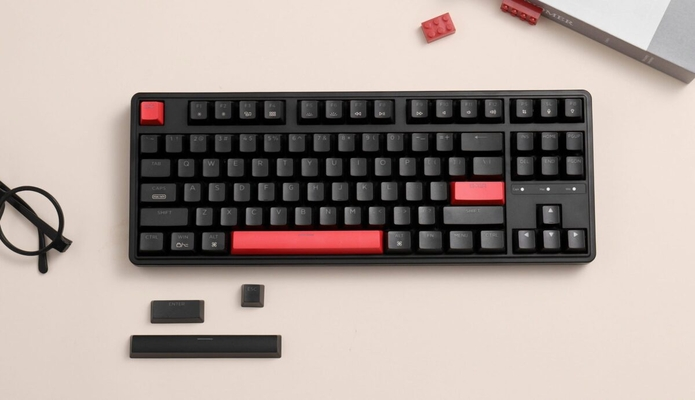 Keychron C3 Pro (C3P-H1) RGB QMK/VIA Mechanical Red Switch - Hot Swappable 80% US Layout