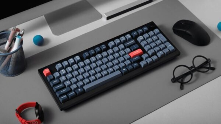 Keychron V5 Max QMK/VIA (V5M-D4) Wireless BT/2,4/Wired Custom Mechanical Keyboard Banana Sw. 96% US