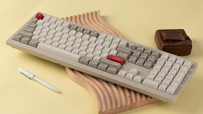Keychron V6 Max Retro (V6M-R1) QMK/VIA BT/2,4/Wired Custom Mechanical Keyboard Red Switch 100% US