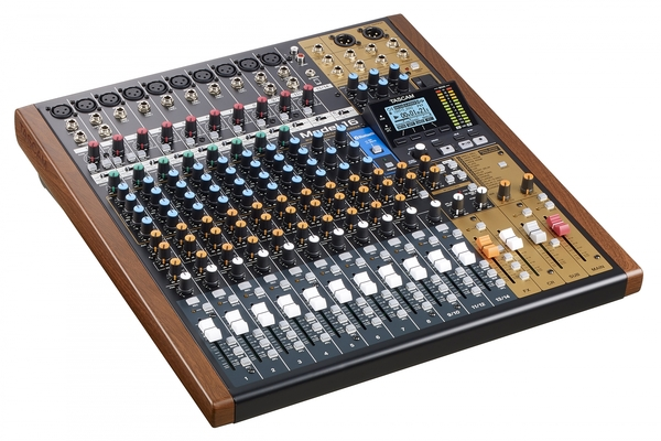 Tascam  TASCAM Model 16