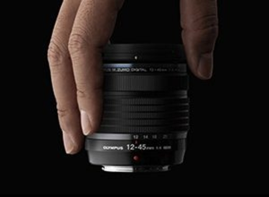 M.Zuiko Digital ED 12-45mm F4.0 PRO incl. Lens hood & Wrapping cloth / EZ-M1245PRO -  OM