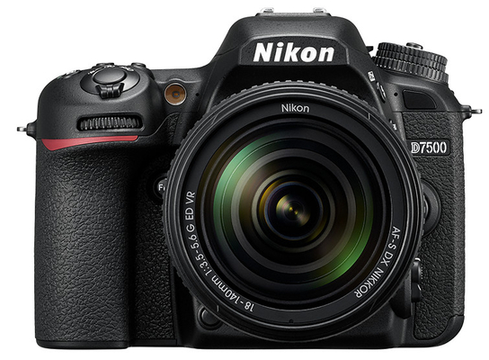 NIKON D7500 + AF-S DX NIKKOR 18-140 VR Black