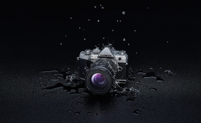 Olympus M.Zuiko Digital ED 40-150mm F4.0 PRO incl. Lens hood & Wrapping cloth