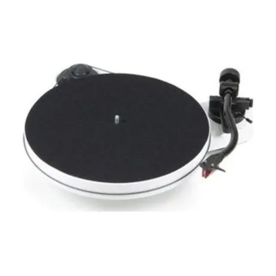 PRO-JECT RPM 3 Carbon White + Ortofon 2M Silver