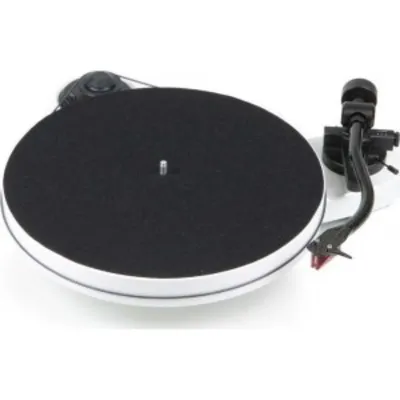 PRO-JECT RPM 5 CARBON (White) + ORTOFON Quintet Red