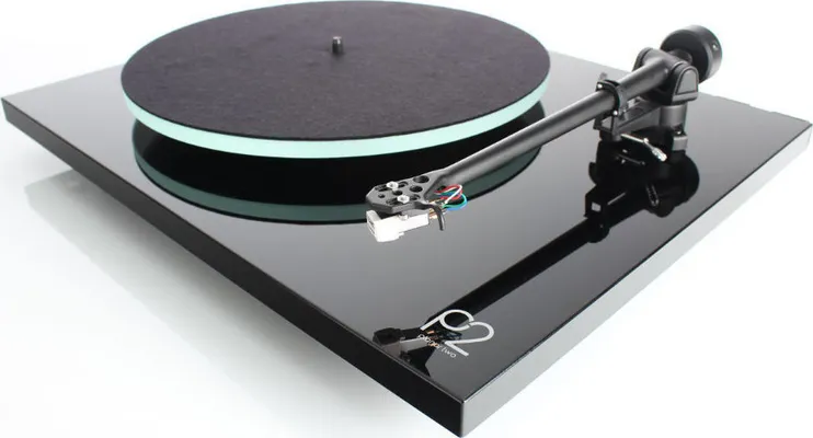 Rega Planar-2 (Black)