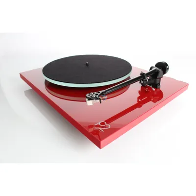 Rega Planar-2 (Red)